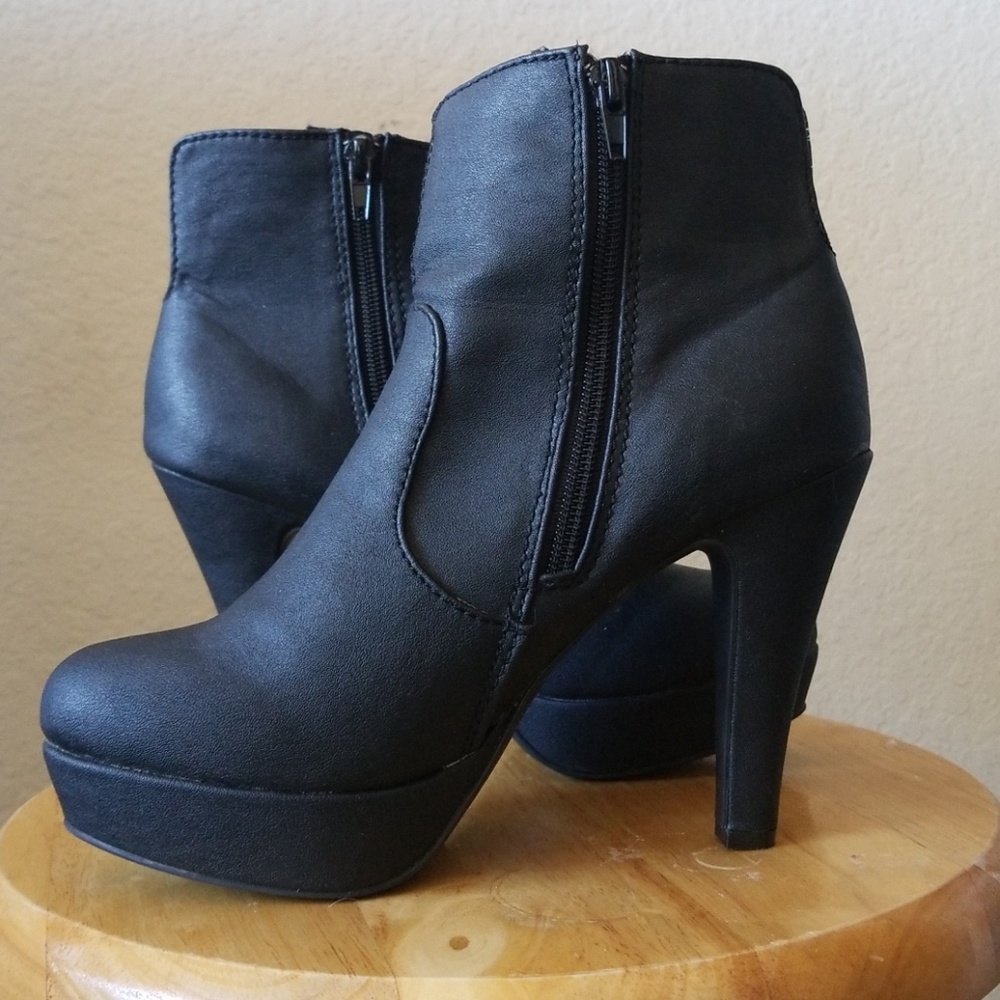Madden Girl Platform Boot